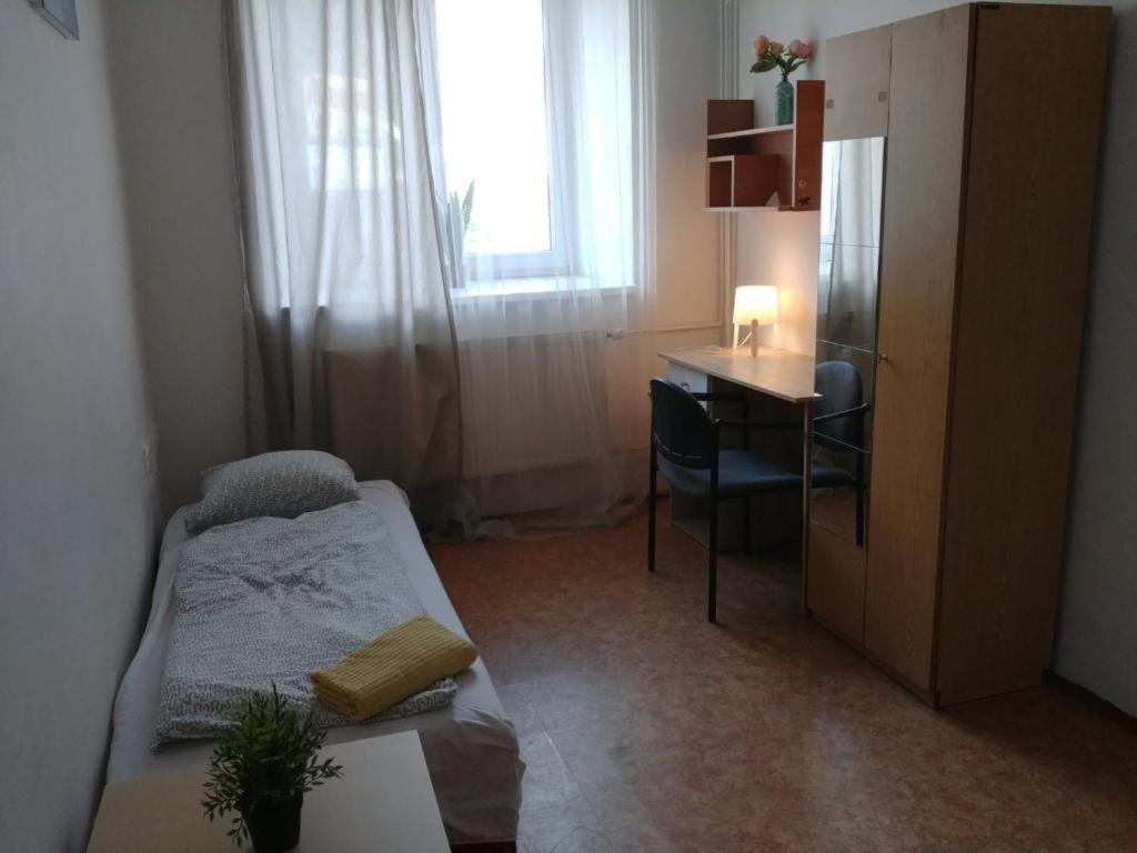 Near Main Railway And Bus Station Apartment Brno Exterior photo
