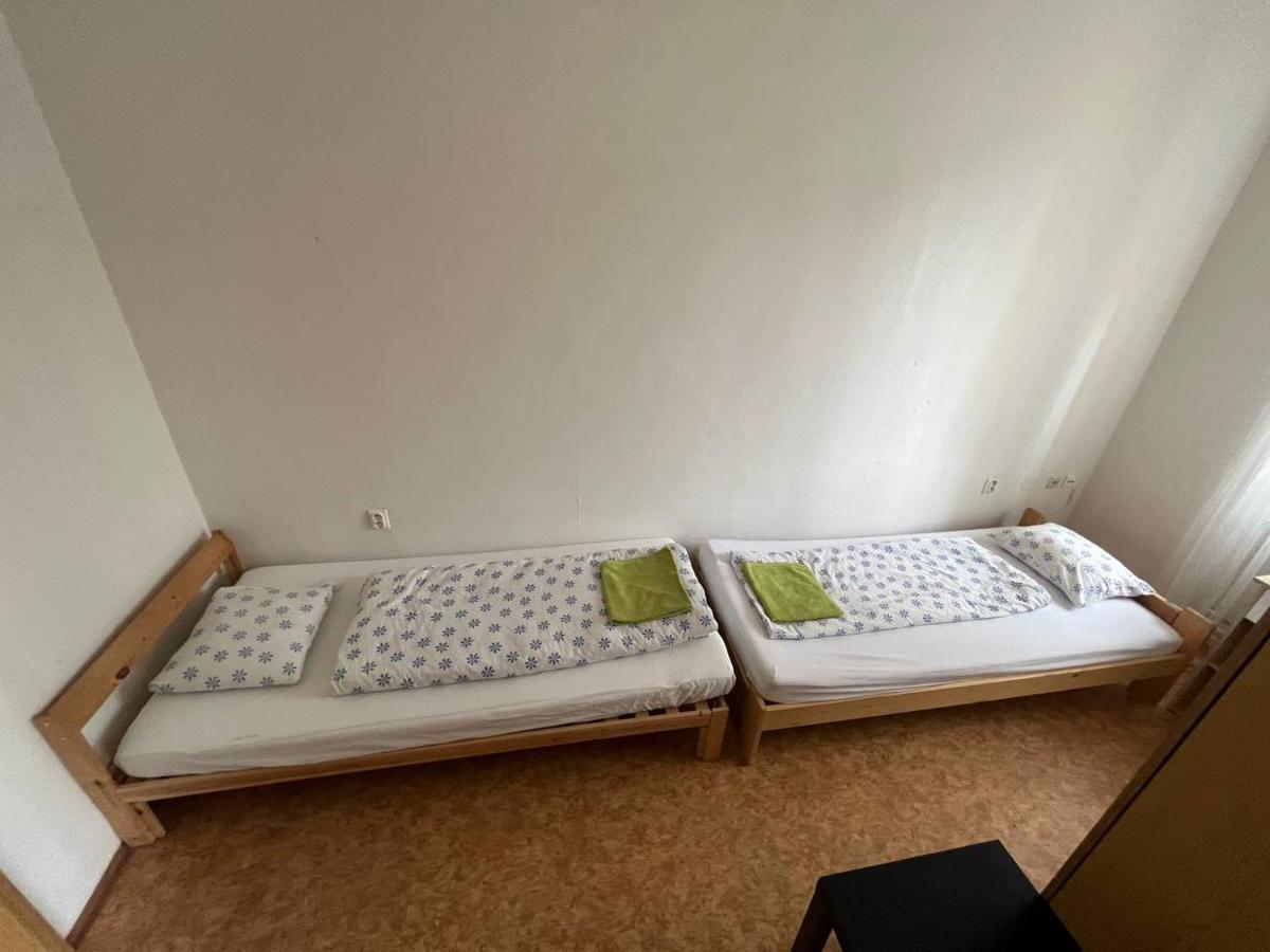 Near Main Railway And Bus Station Apartment Brno Exterior photo